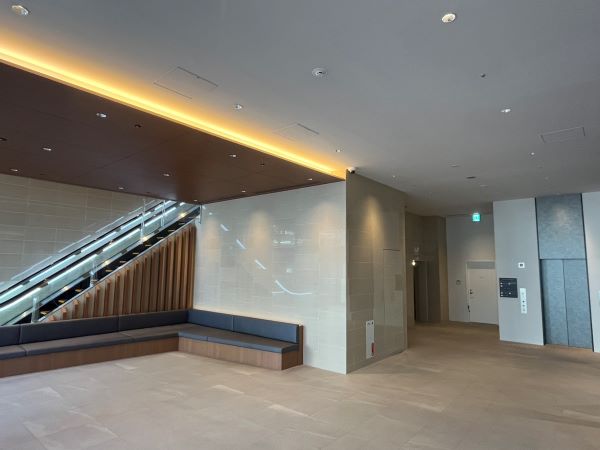 ダイワロイネットホテル内観